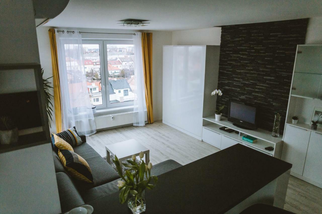 Design Apartment, The City Centre Close To The Health Spa 皮耶什佳尼 外观 照片